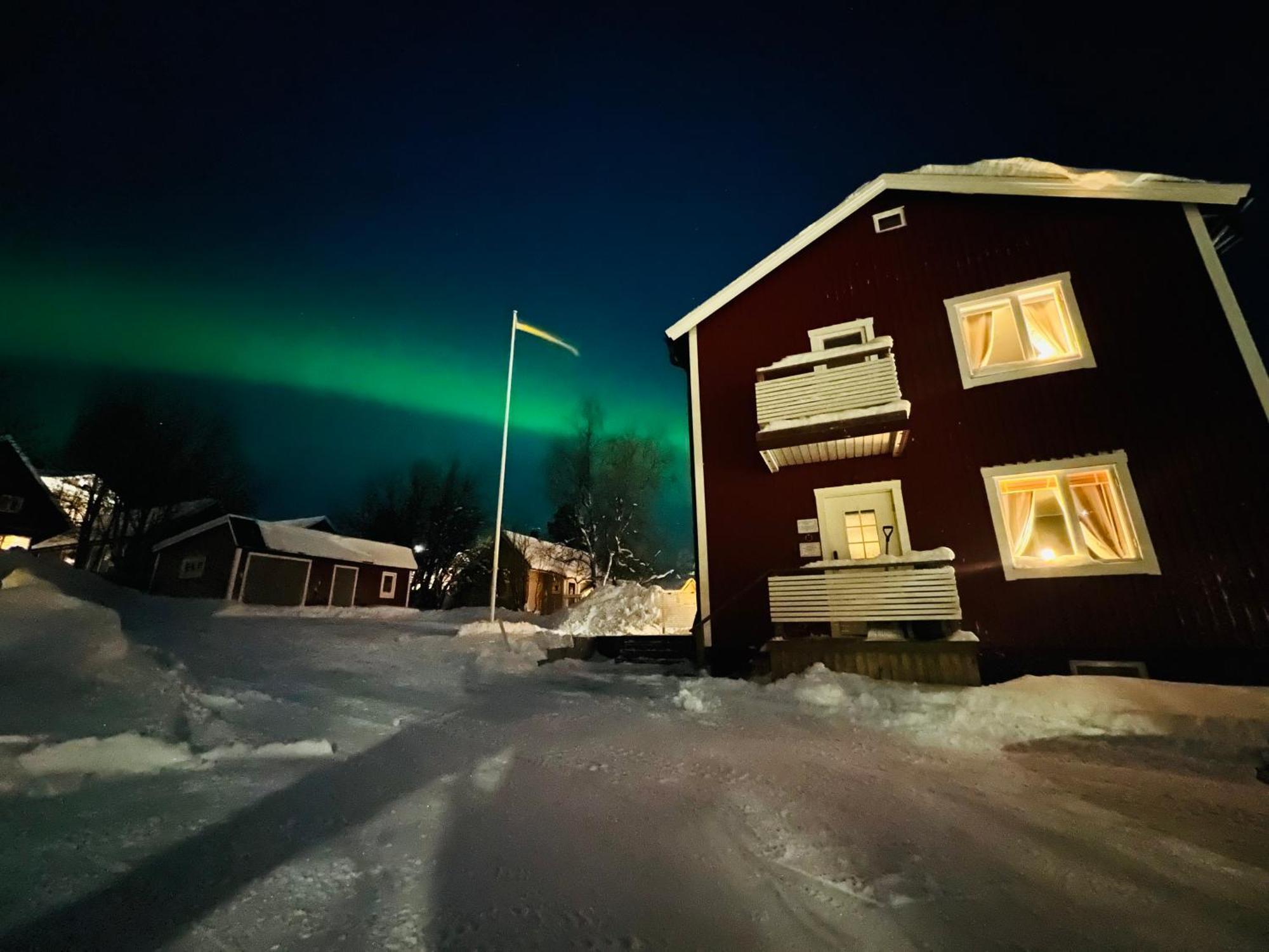 Kiruna Accommodation Vintergatan 5B, Villa For 10 Person Екстериор снимка